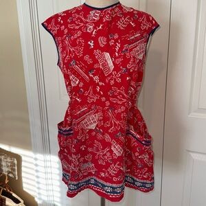 Adorable Vintage apron smock cover